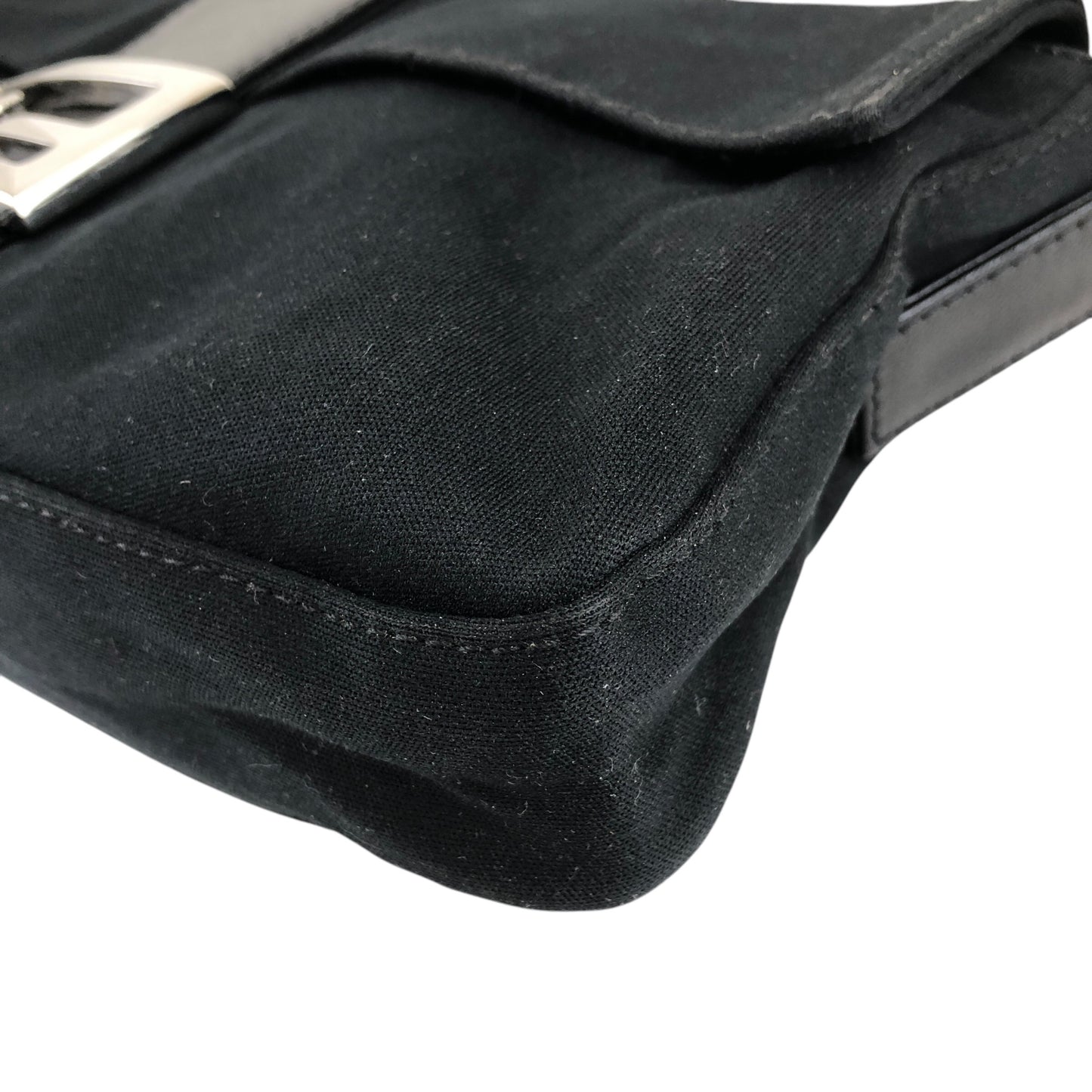 FENDI Mamma Baguette Shoulder bag Black Vintage ga3pmm