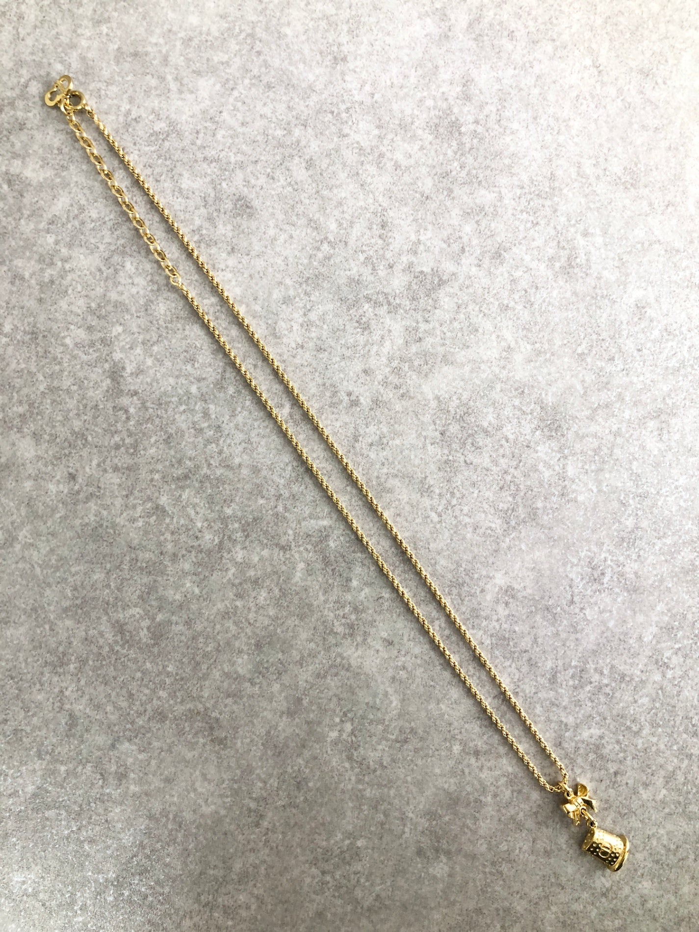 Christian Dior CD Logo Ribbon Motif Necklace Gold Vintage xyjgu5