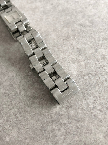 GUCCI Square Watch Silver 2305L Vintage 5db4xv