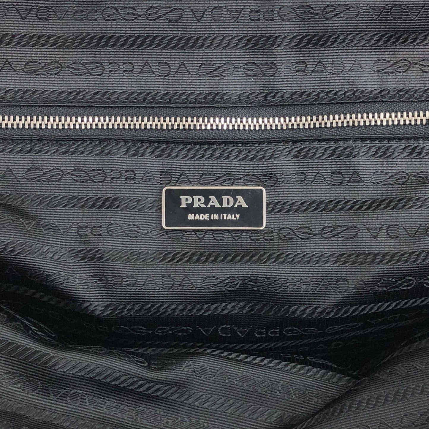 PRADA 三角形標誌小號波士頓包手提包黑色復古 djrwbv