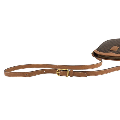 CELINE Macadam Blason Shoulder bag Brown Vintage gyf3yb