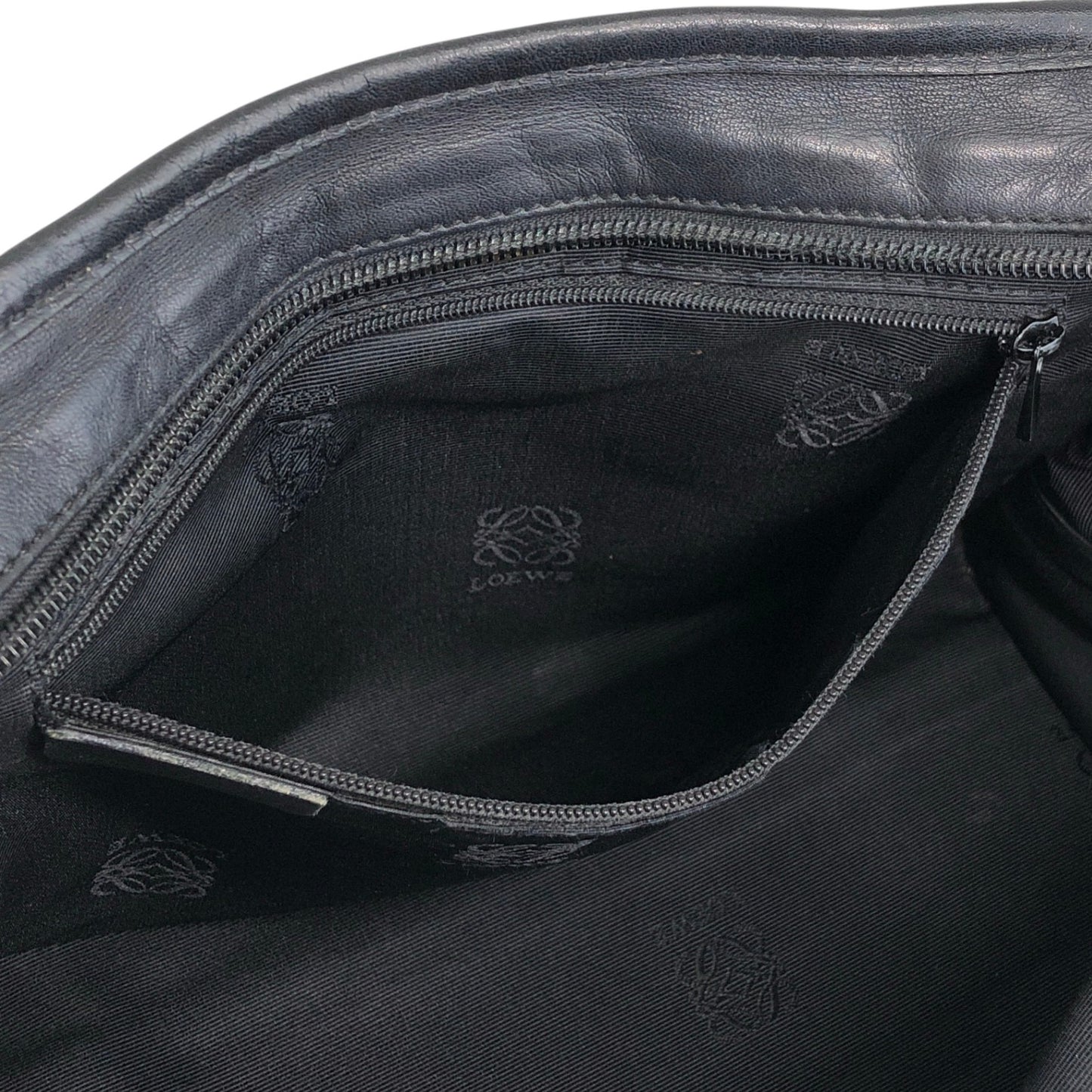 LOEWE Amazona28 Anagram Handbag Boston bag Black Vintage bda233