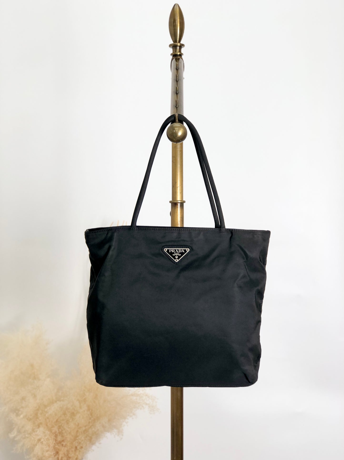PRADA Tessuto Triangle Logo Totebag Black Vintage wen6ju