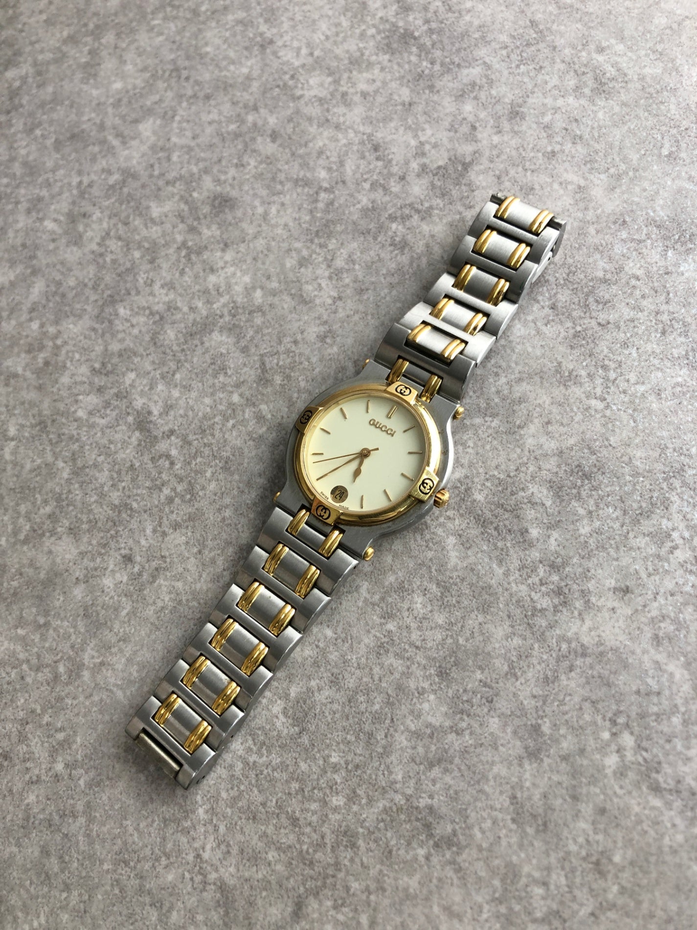 GUCCI Watch Silver×Gold 9000M Vintage tzfvjs