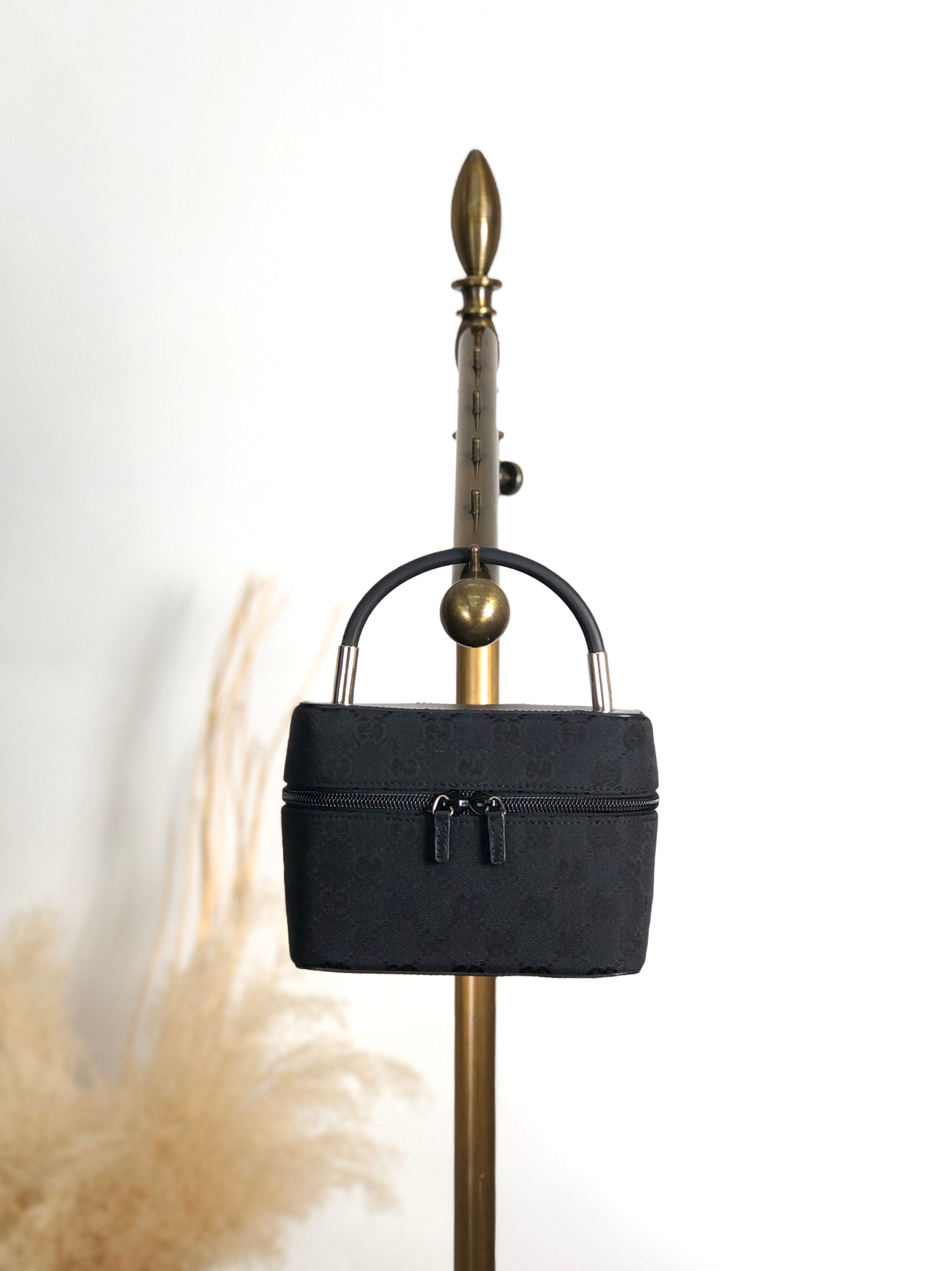 GUCCI GG Canvas Small Handbag Vanity bag Black Vintage ddp5pe