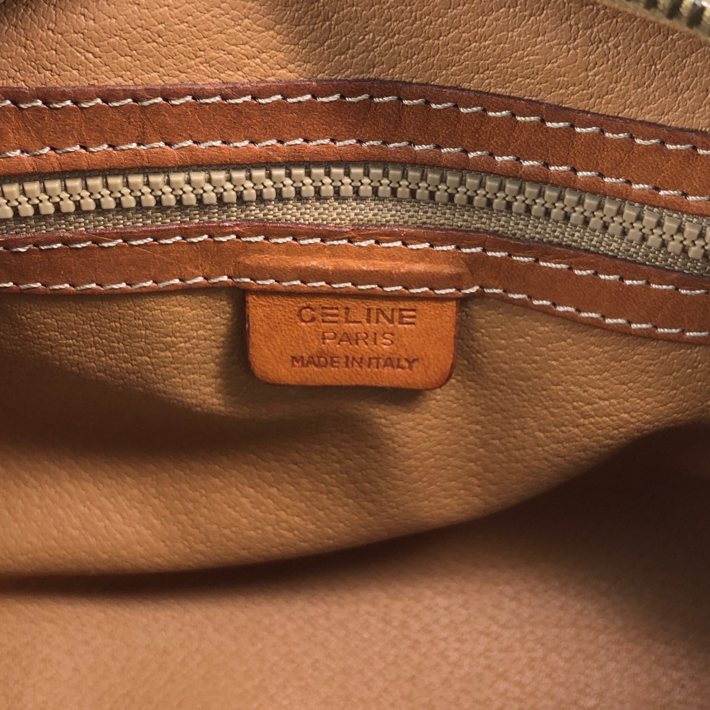 CELINE Macadam Blason Handbag Brown Vintage stij7h