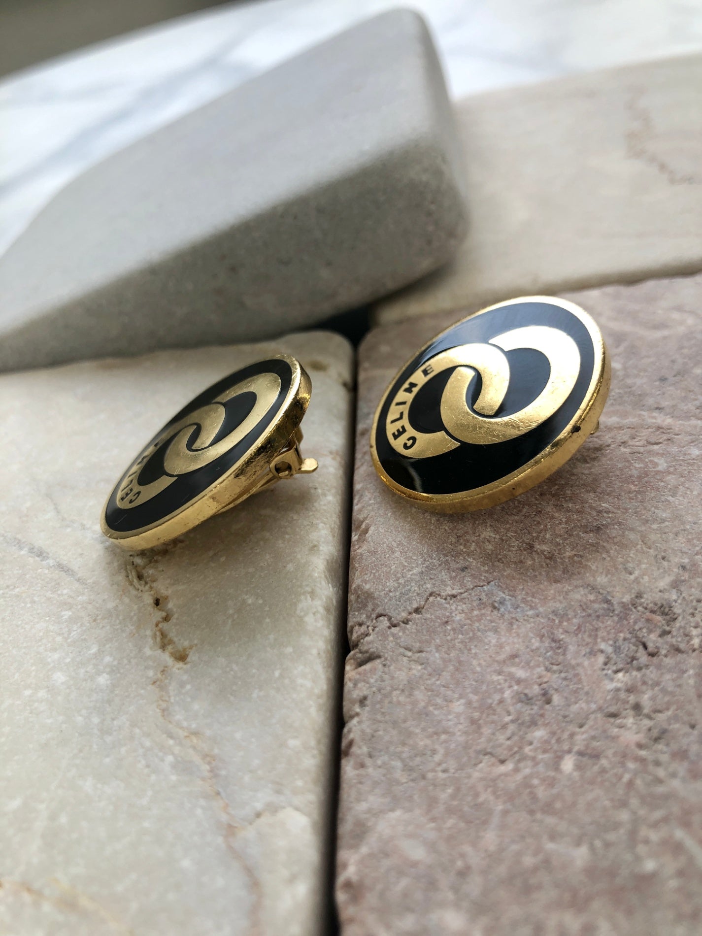 CELINE Circle Logo Earrings Gold×Black Vintage cezhd3