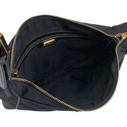 FENDI Logo Shoulder bag Black Vintage 4xxsjx