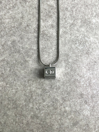 Christian Dior CD Logo Necklace Silver Vintage aurwmg