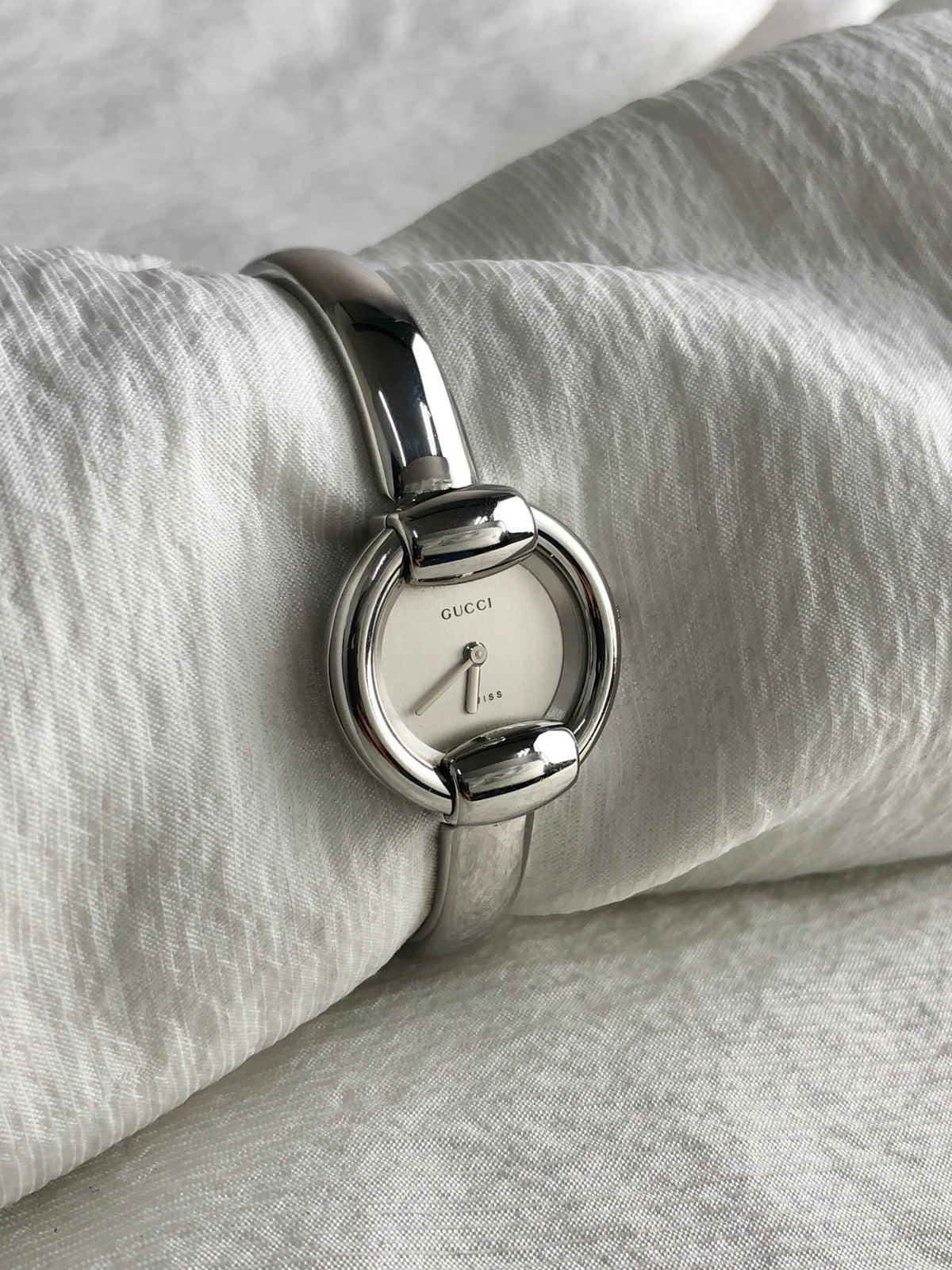GUCCI Logo Quartz Watch Silver Vintage y43gce