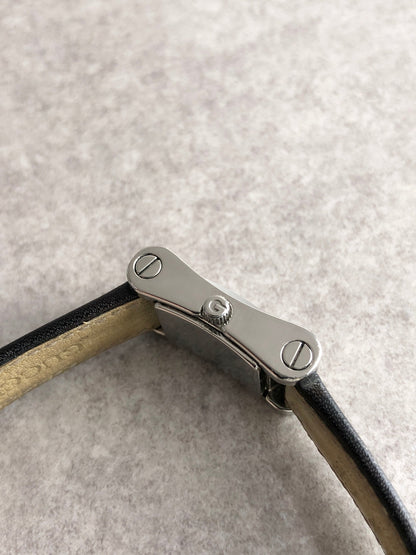 GUCCI Logo Quartz Watch Silver×Black 2300L Vintage j62ygb