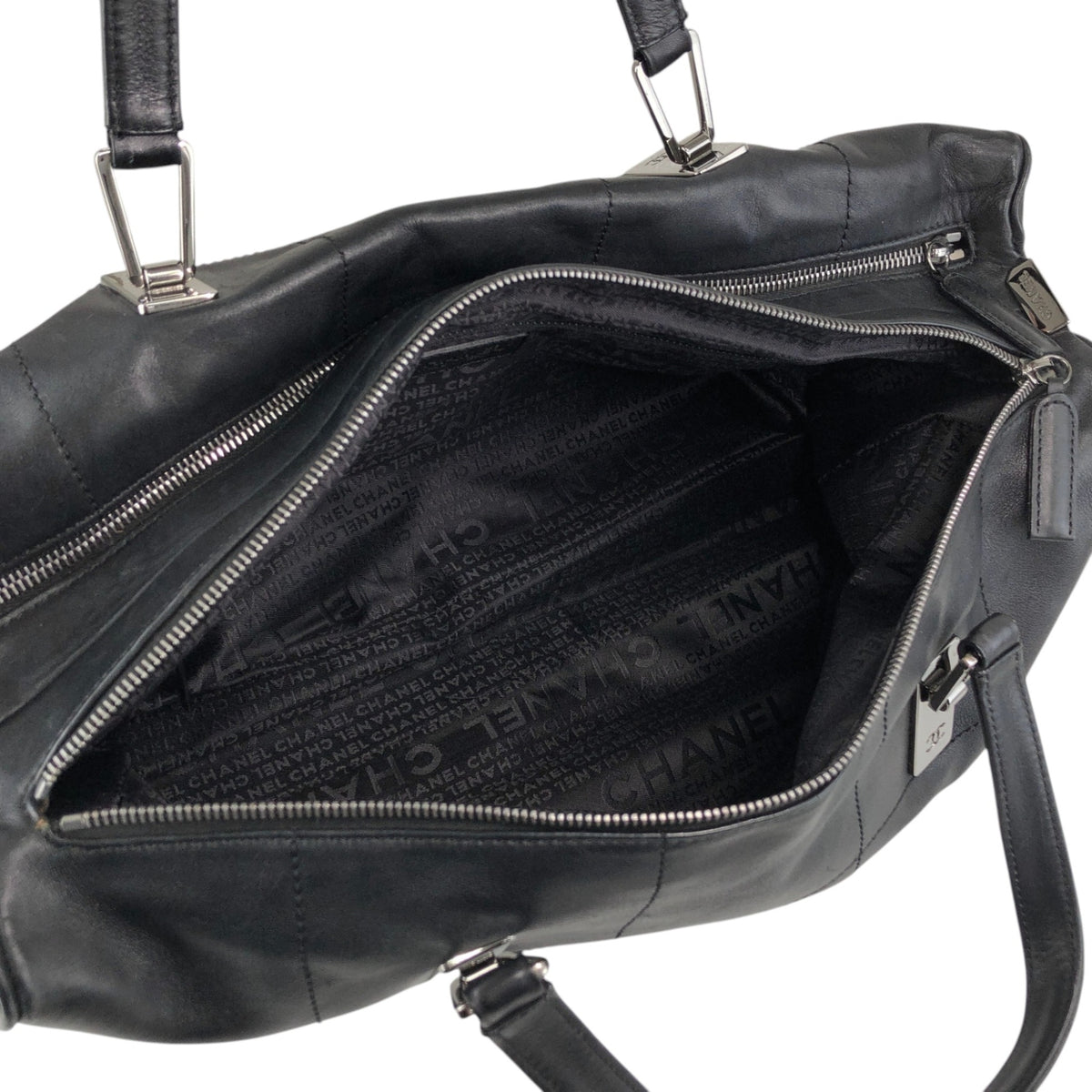 CHANEL Chocolate Bar Handbag Boston bag Black Vintage 6gabx8