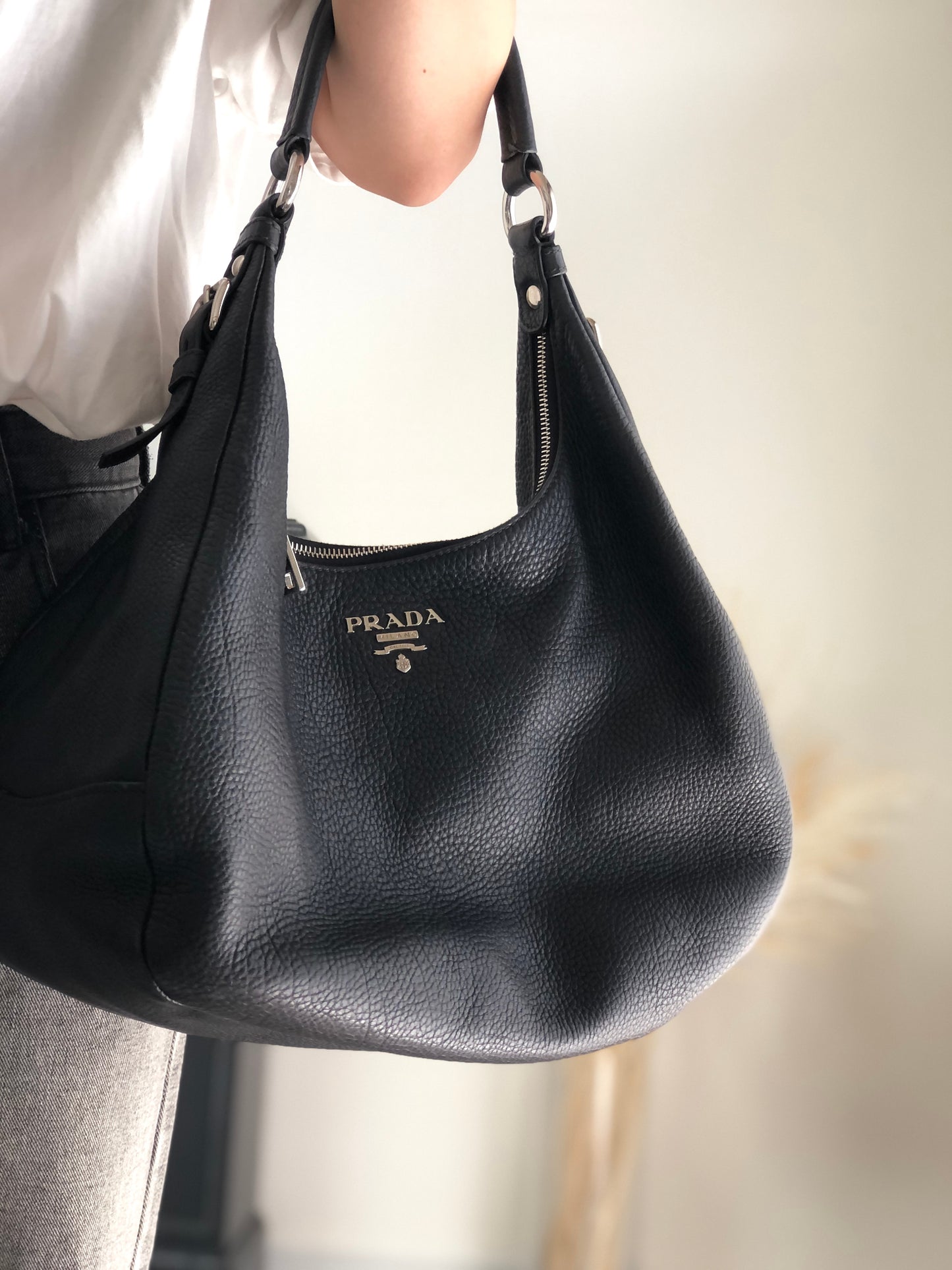 PRADA Logo Shoulder bag Hobobag Black Vintage 53rvk2