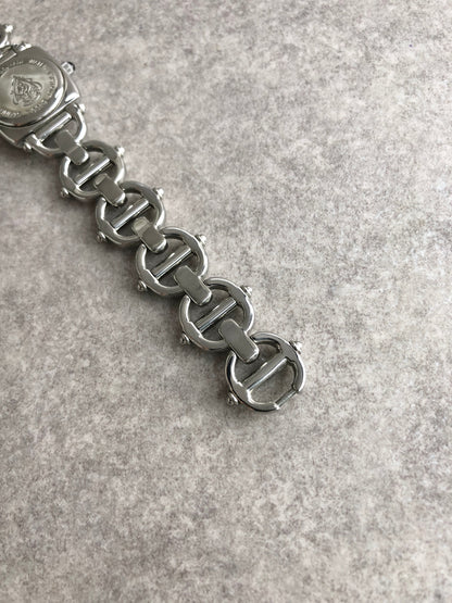 GUCCI Logo Quartz Watch Silver 6400L Vintage kph2tw