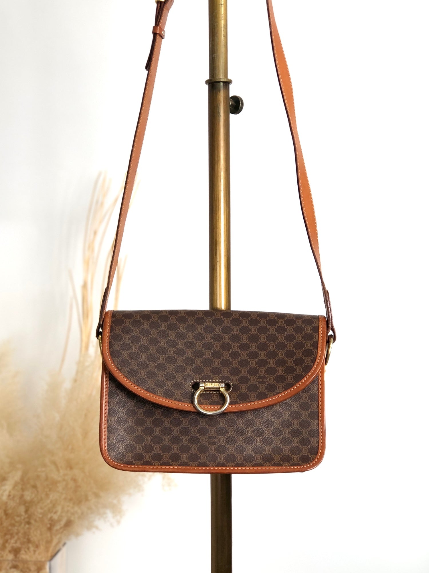 15% OFF – VintageShop solo