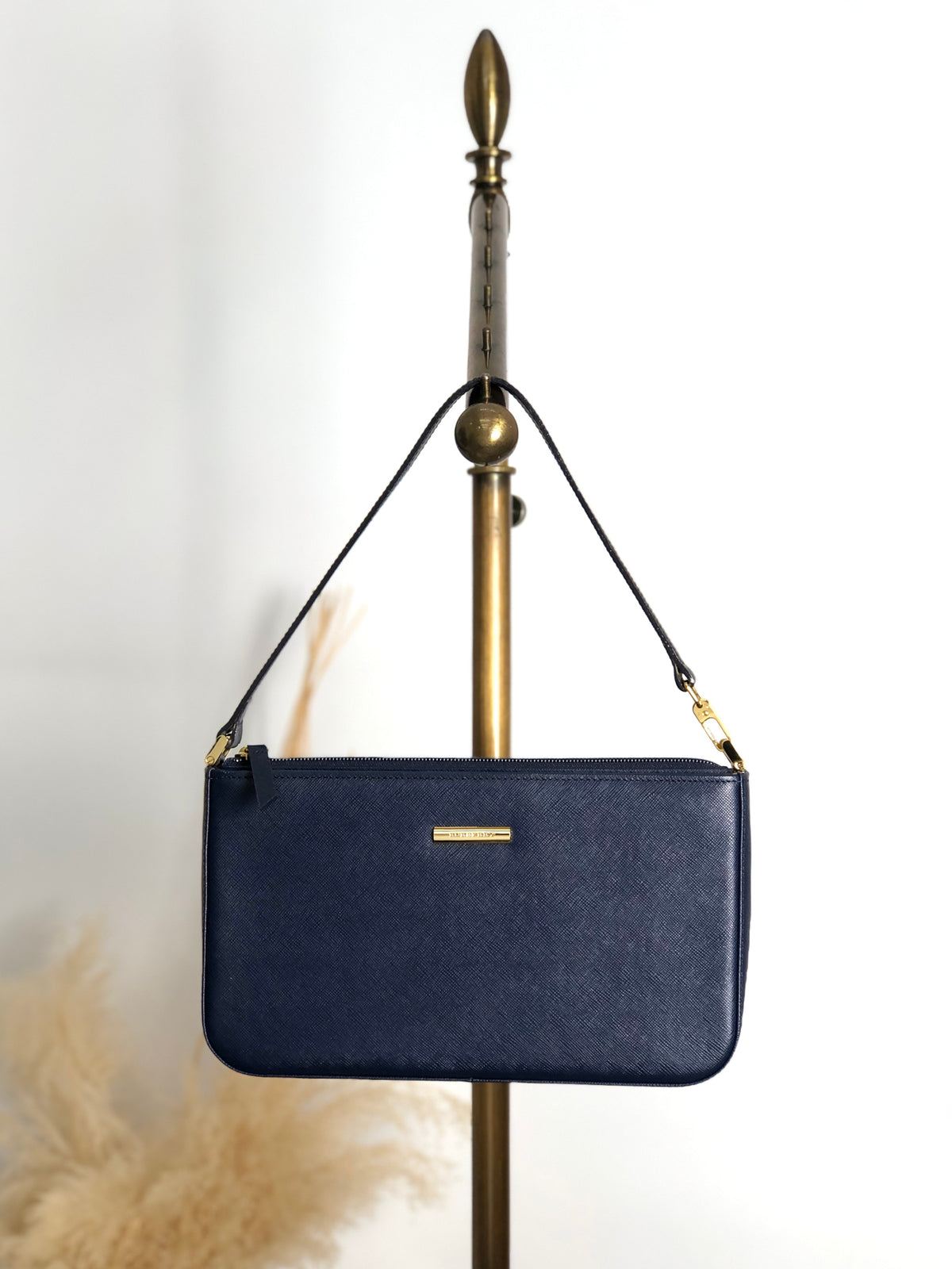 BURBERRY Logo Shoulder bag Navy Vintage 3fb5v6