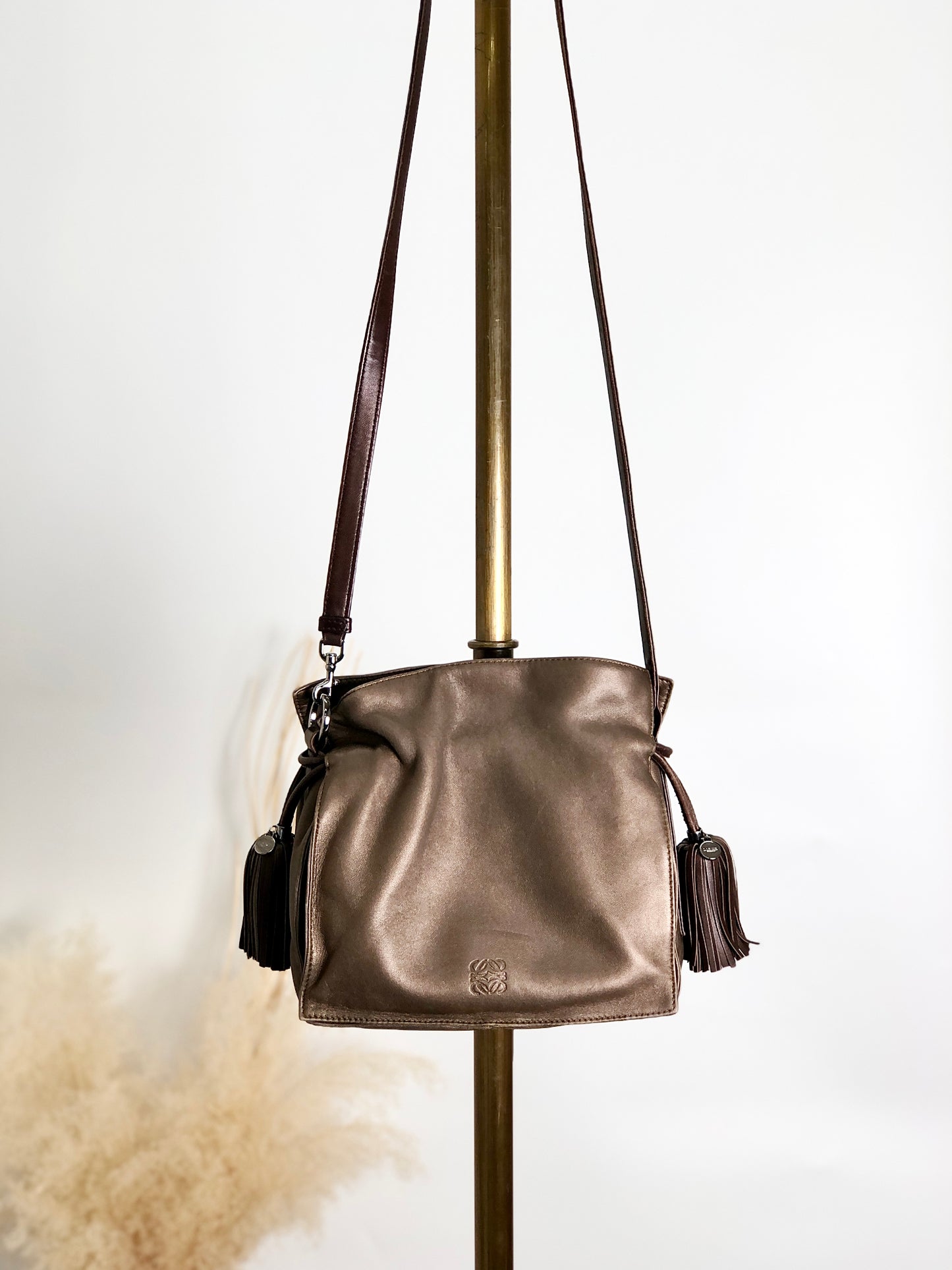 LOEWE Anagram Flamenco Tassel Drawstring Shoulder bag Bronze Vintage 757im3