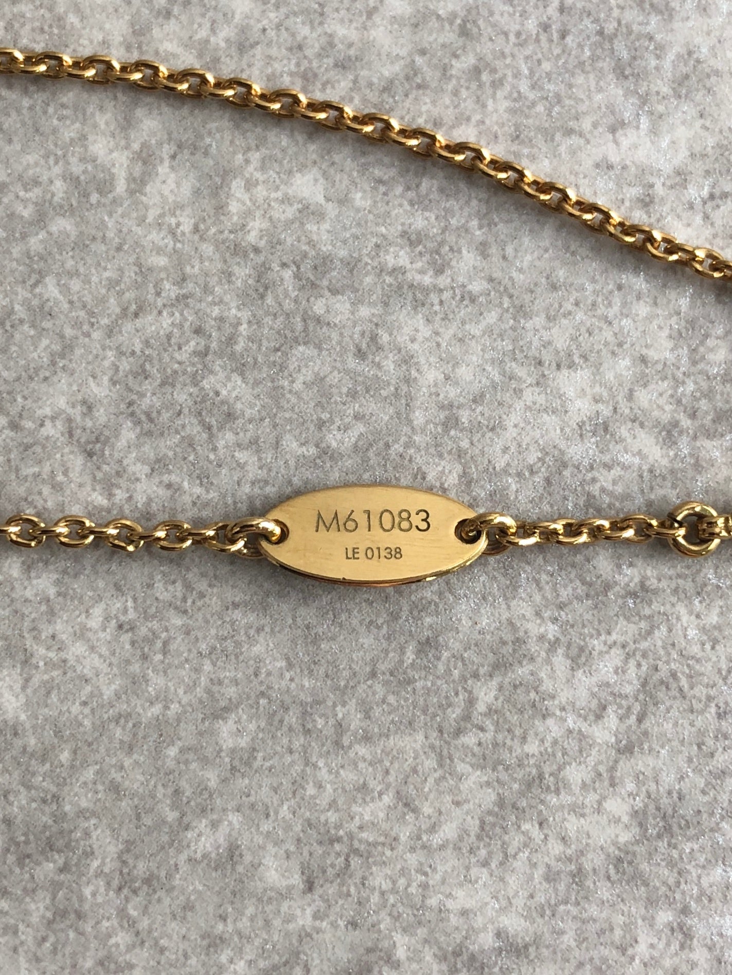 LOUIS VUITTON Necklace Gold Vintage rjpzsp