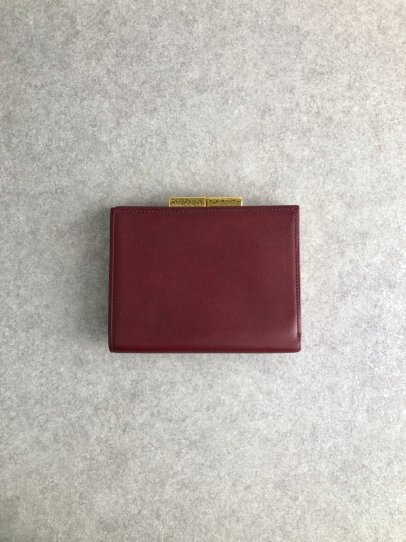 Yves Saint Laurent Logo Embossed Metal Clasp Trifold Wallet Bordeaux Vintage 4jw545