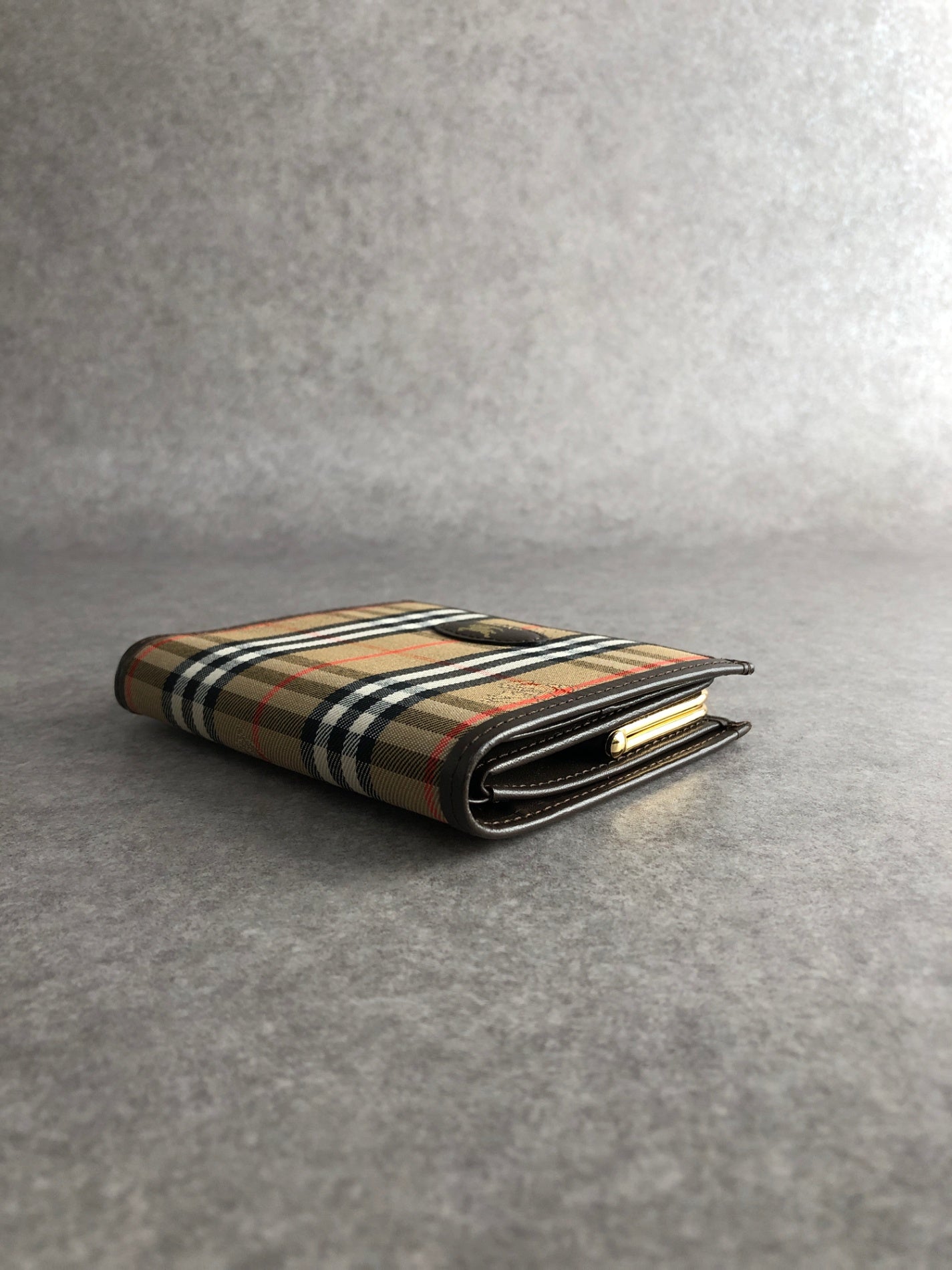 BURBERRY Nova Check Logo Folded Wallet Brown Vintage b5c22u