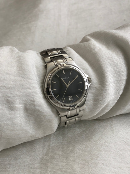 GUCCI Quartz Watch Silver 9040M Vintage vni76i