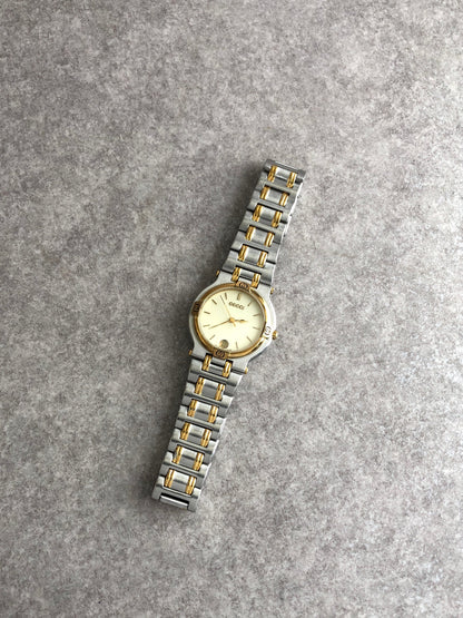 GUCCI Logo Quartz Watch Silver×Gold 9000M Vintage zgvkkw