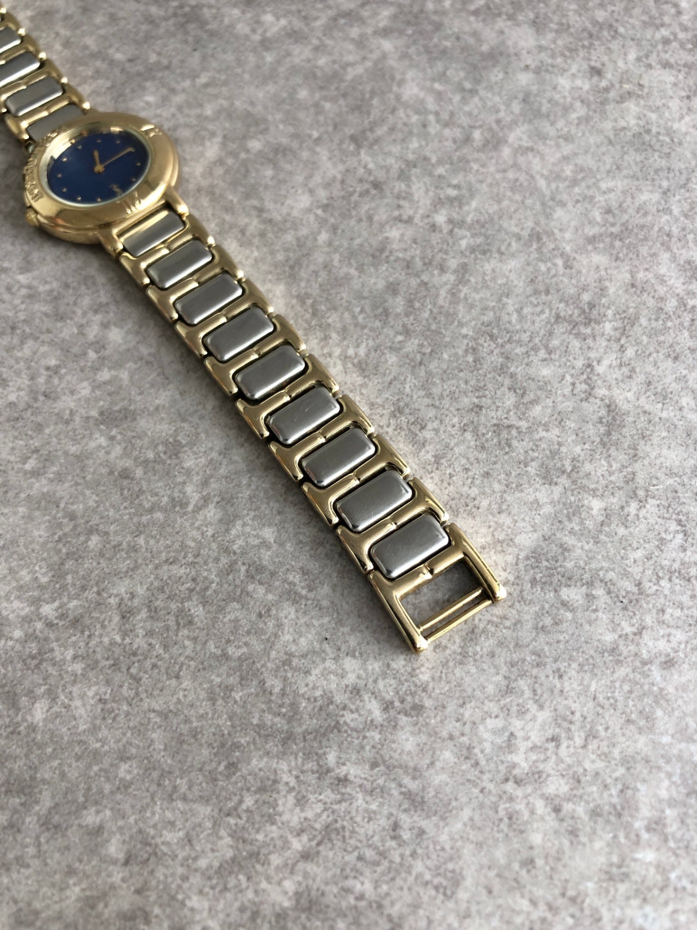 Yves Saint Laurent YSL Logo Quartz Watch Silver×Gold 2200-229789 Vintage 84wevi