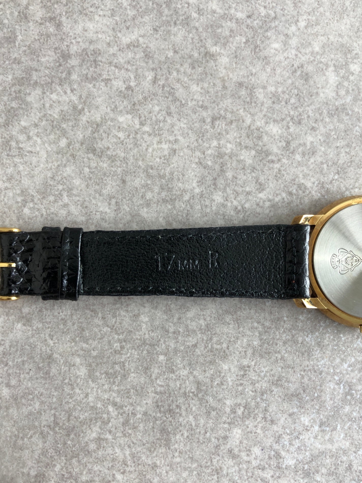 GUCCI Logo Quartz Watch Black Vintage yck25p