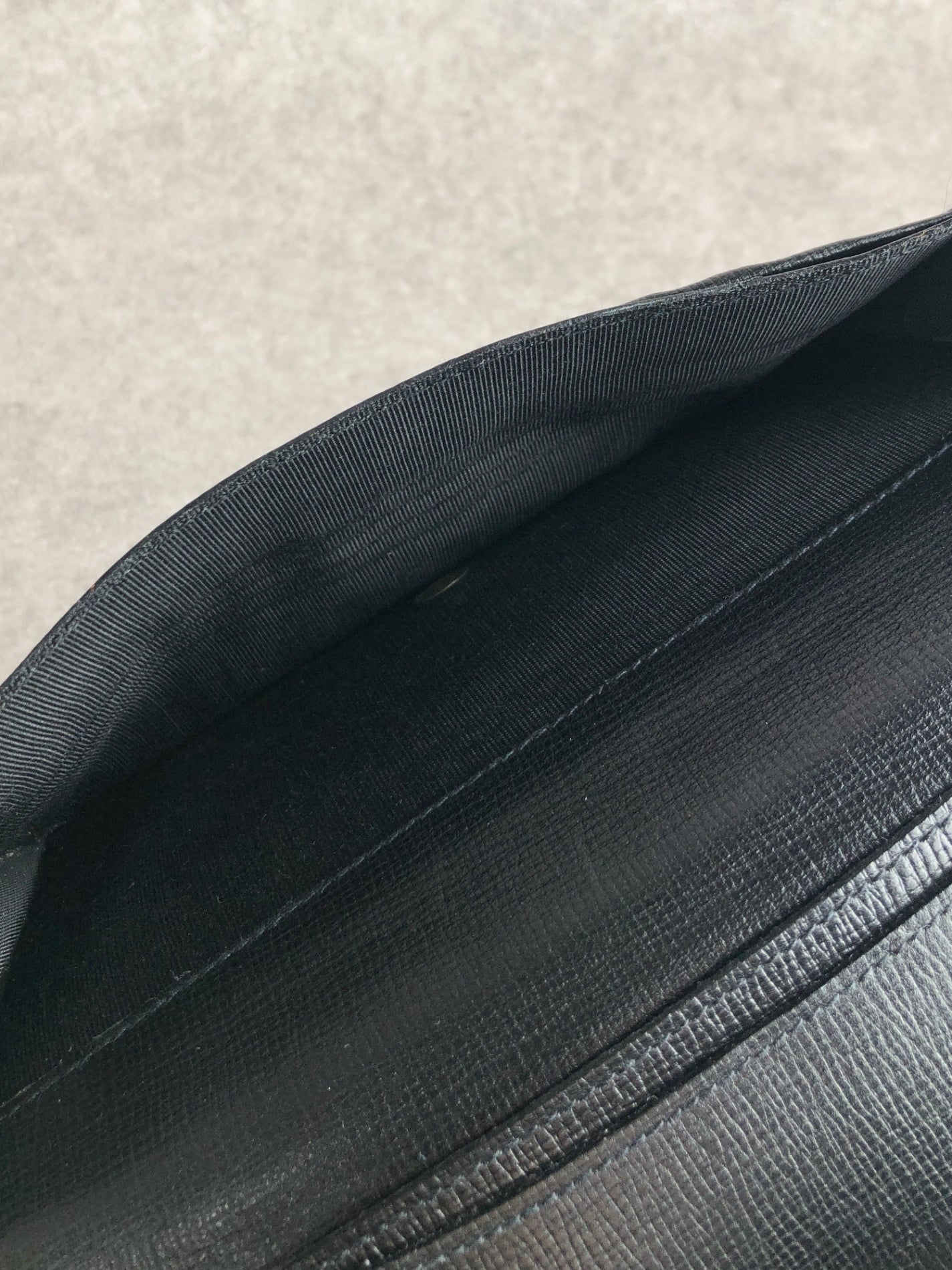 CELINE Circle Long Wallet Black Vintage eb8j2d