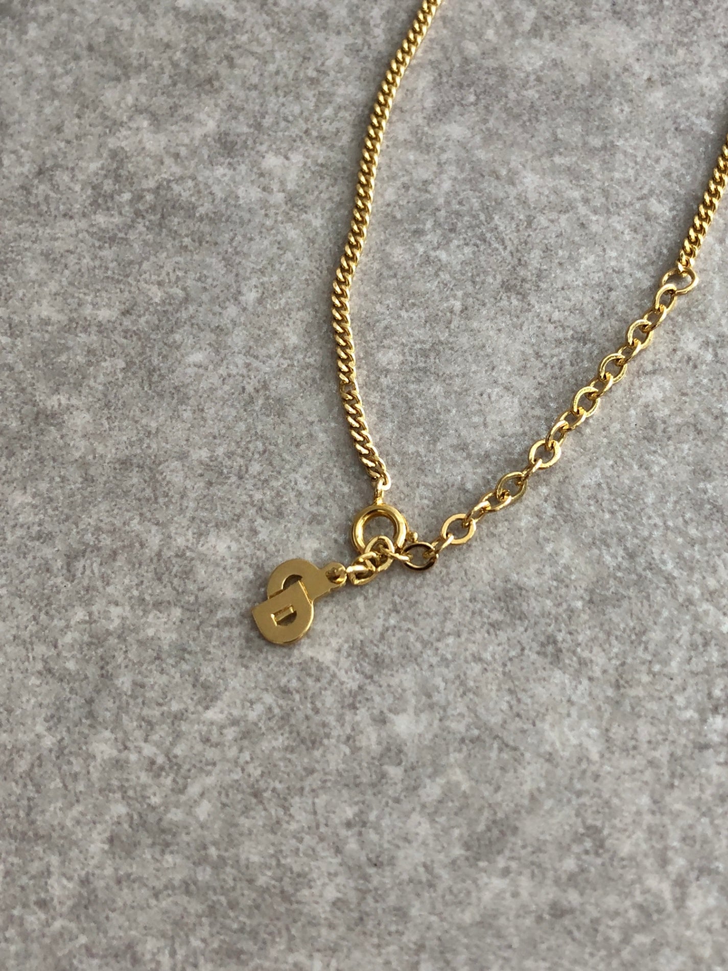 Christian Dior CD Logo Necklace Gold Vintage 2ie265