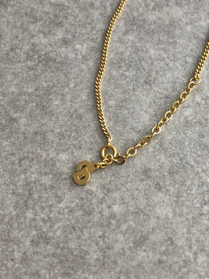 Christian Dior CD Logo Necklace Gold Vintage 2ie265