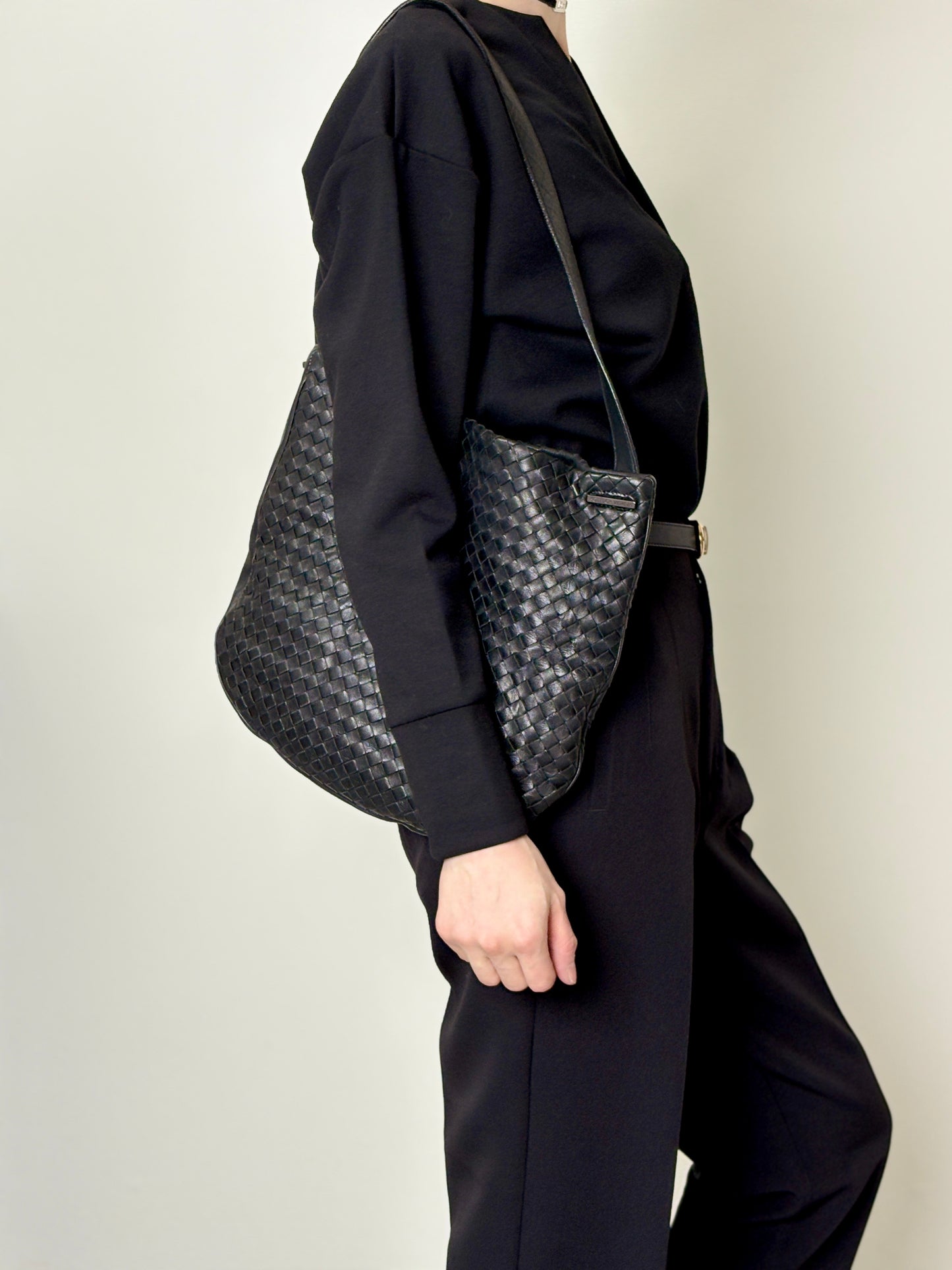 Bottega Veneta Intrecciato Shoulder bag Black Vintage e8ihib