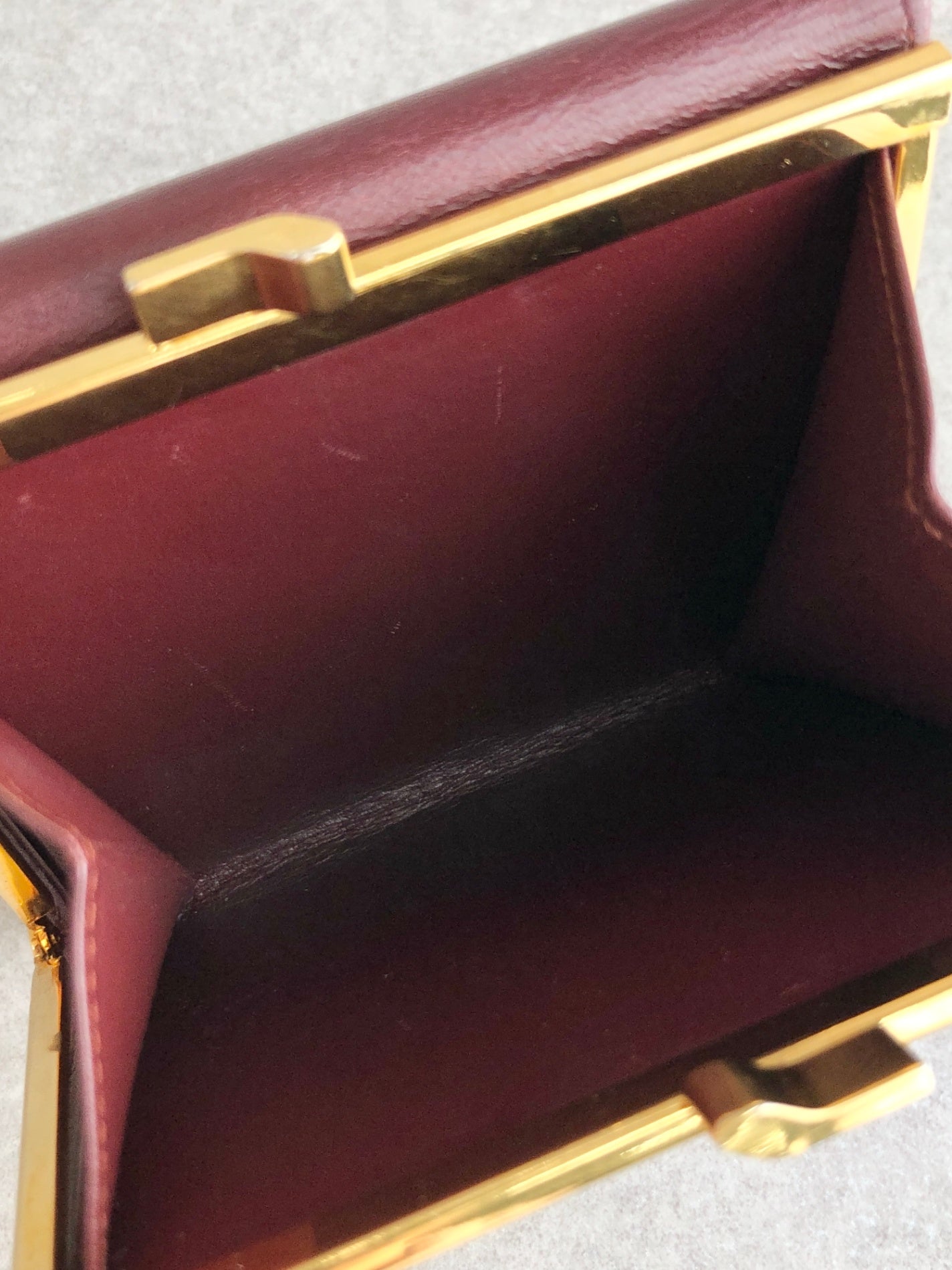 Cartier Metal Clasp Folded Wallet Bordeaux Vintage ctwgzs