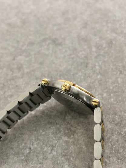 GUCCI Logo Quartz Watch Silver×Gold 9000L Vintage rttj33