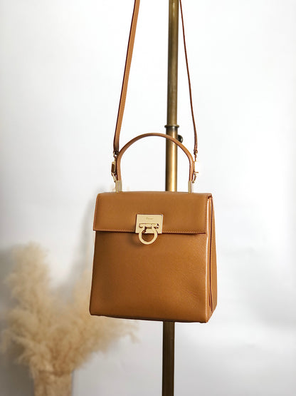 Salvatore Ferragamo Gancini 雙向手提包 單肩包 駝色 復古 mwhcsz
