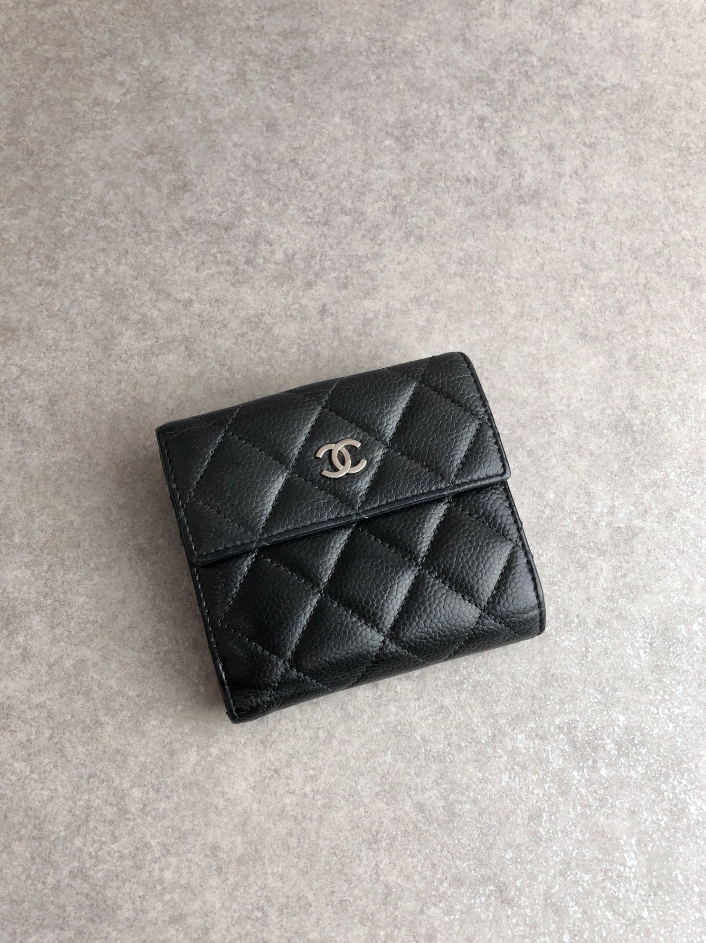 CHANEL Coco Mark Folded Wallet Black Vintage f4xrcc