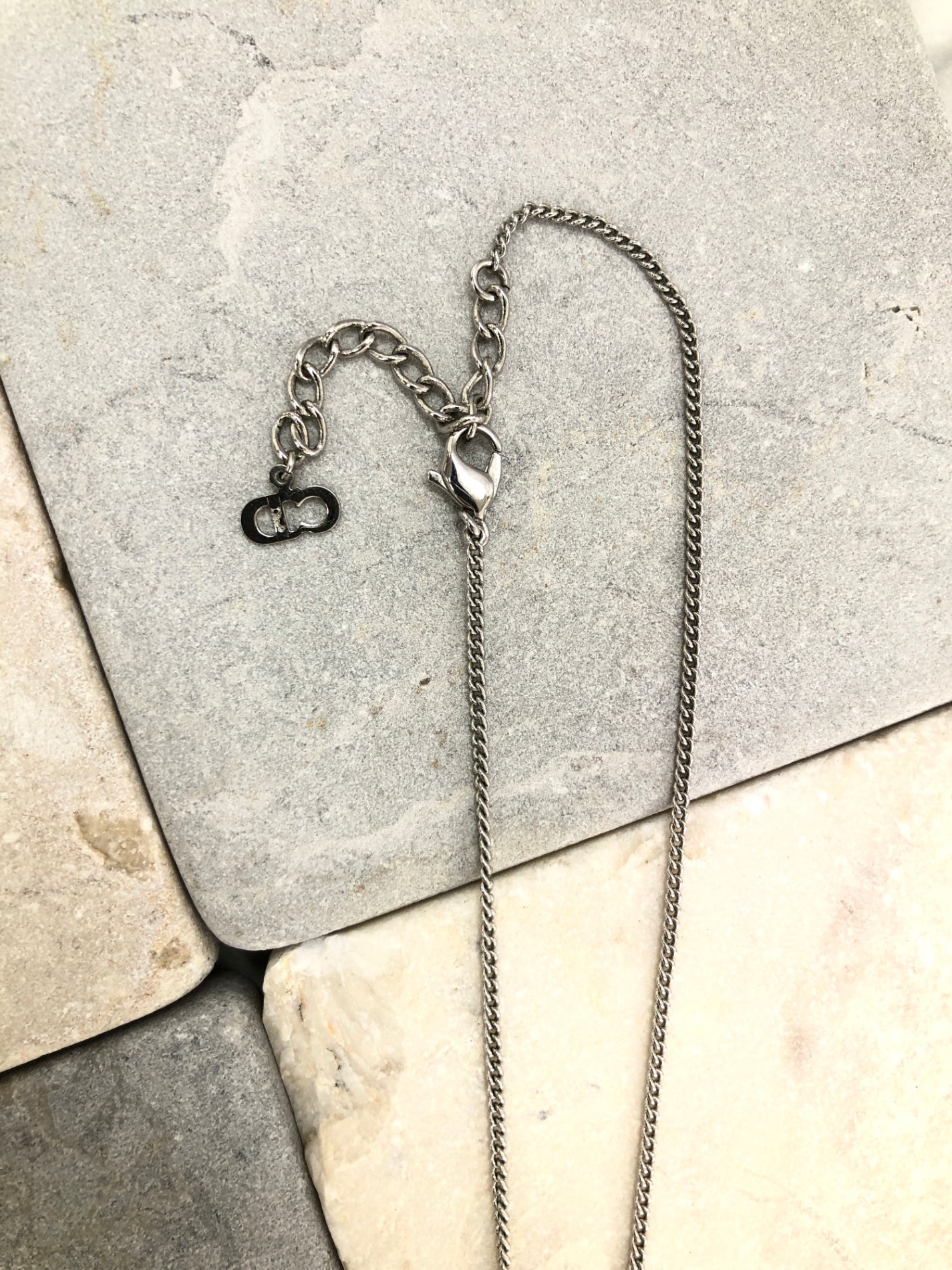 Christian Dior D Logo Heart Necklace Silver Vintage n2xugm