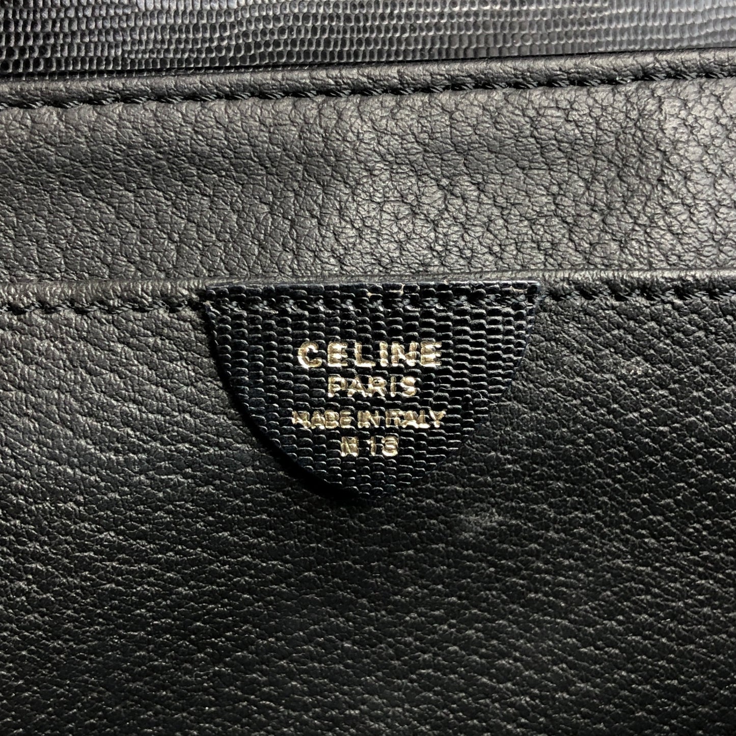 CELINE Circle Logo Shoulder bag Black Vintage ucvasz