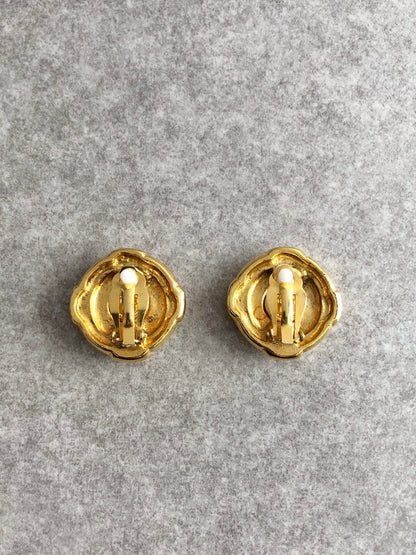 CHANEL Coco Mark Earrings Gold Vintage hmxj4r