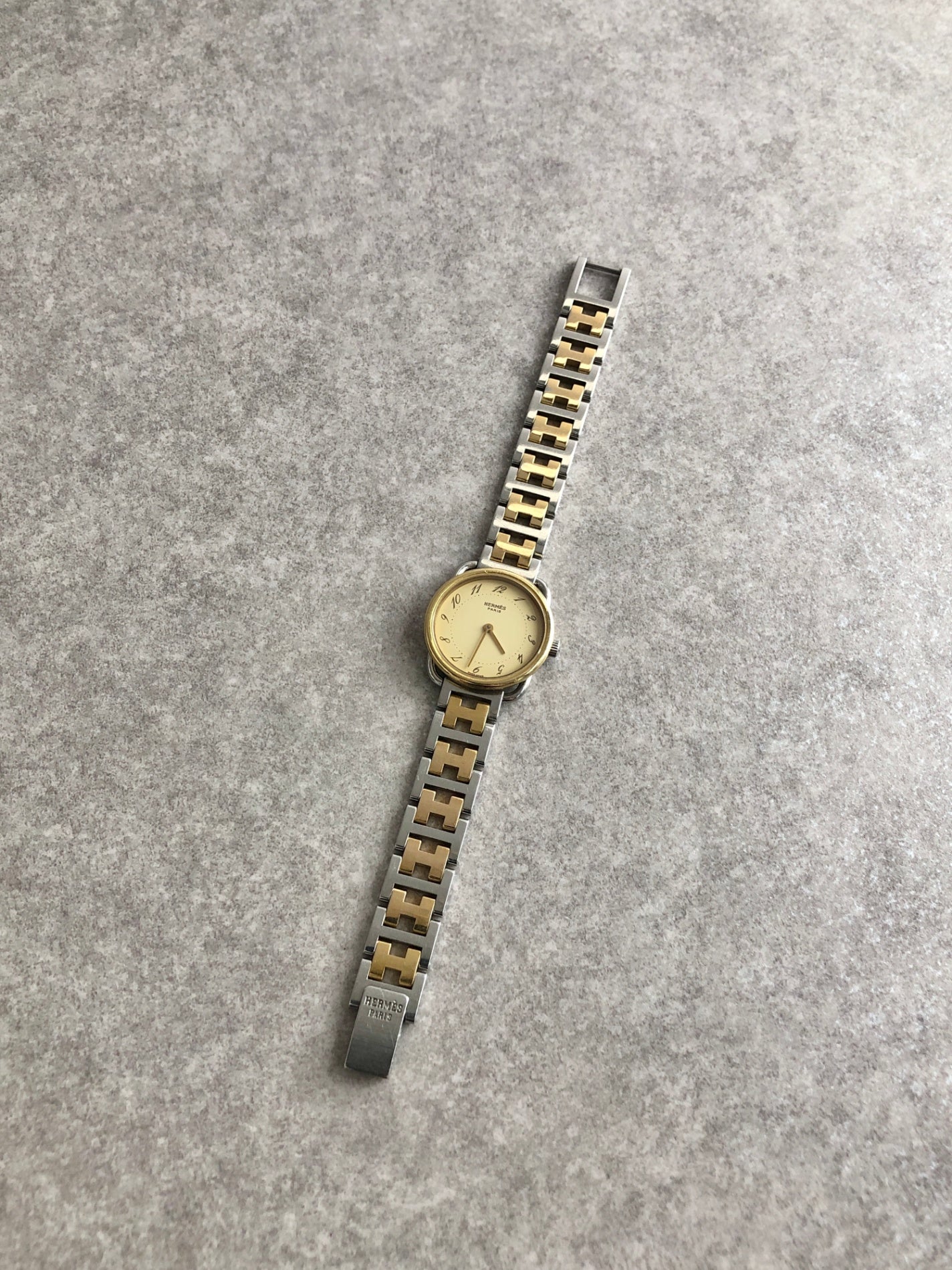 HERMES Quartz Watch Gold×Silver Vintage th72re – VintageShop solo