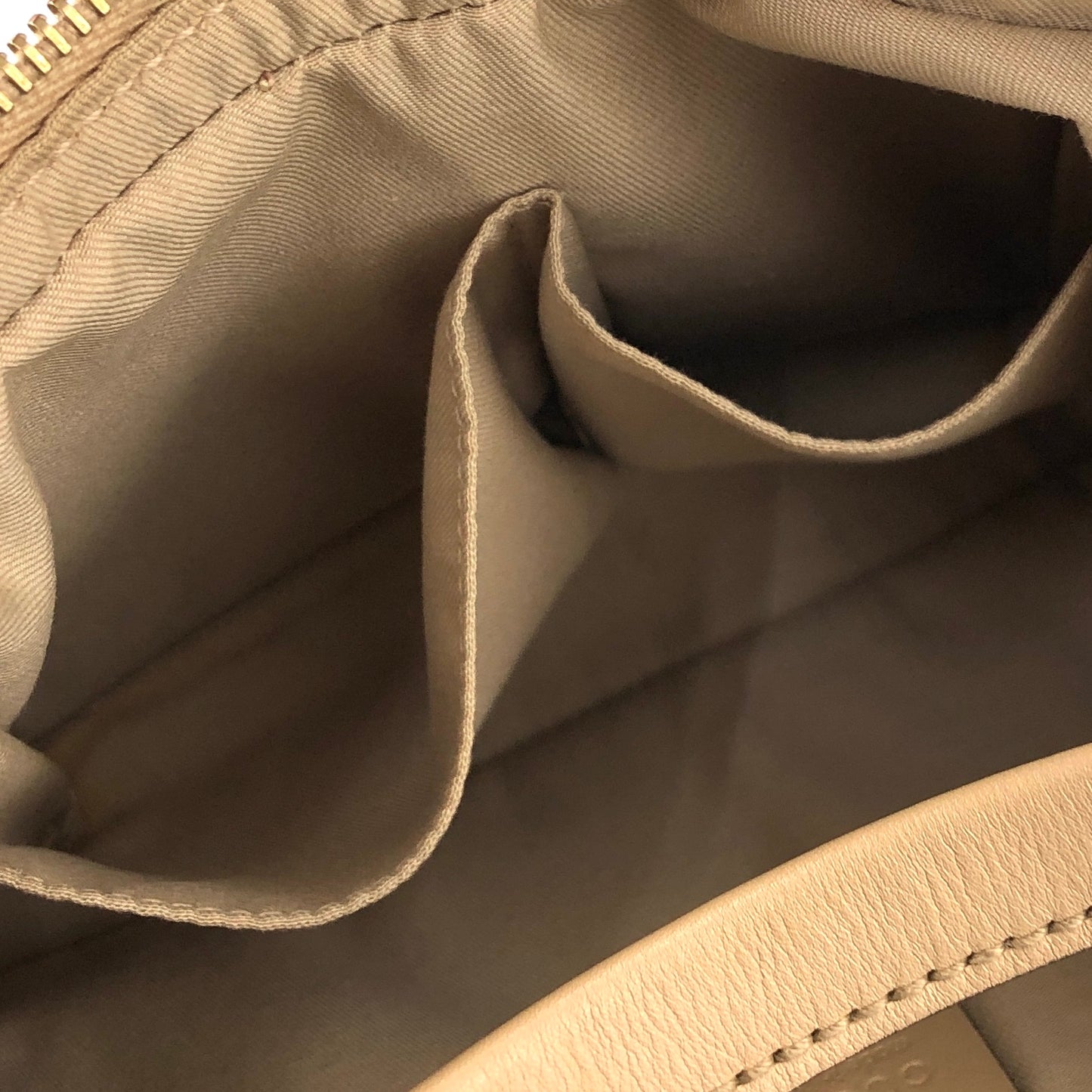 GUCCI GG Pattern Jacquard Leather Shoulder bag Hobobag Beige Vintage y4h8mn