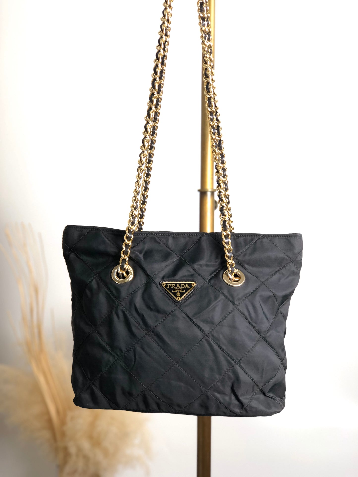 PRADA Triangle Logo Chain Shoulder bag Black Vintage p3w2hg