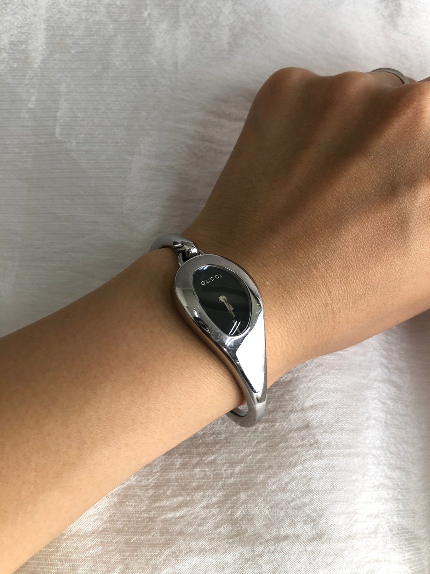 アクセサリー Unused gucci bangle watch GUCCI Bangle Watch Silver 103 Vintage 5j8k5t – VintageShop solo