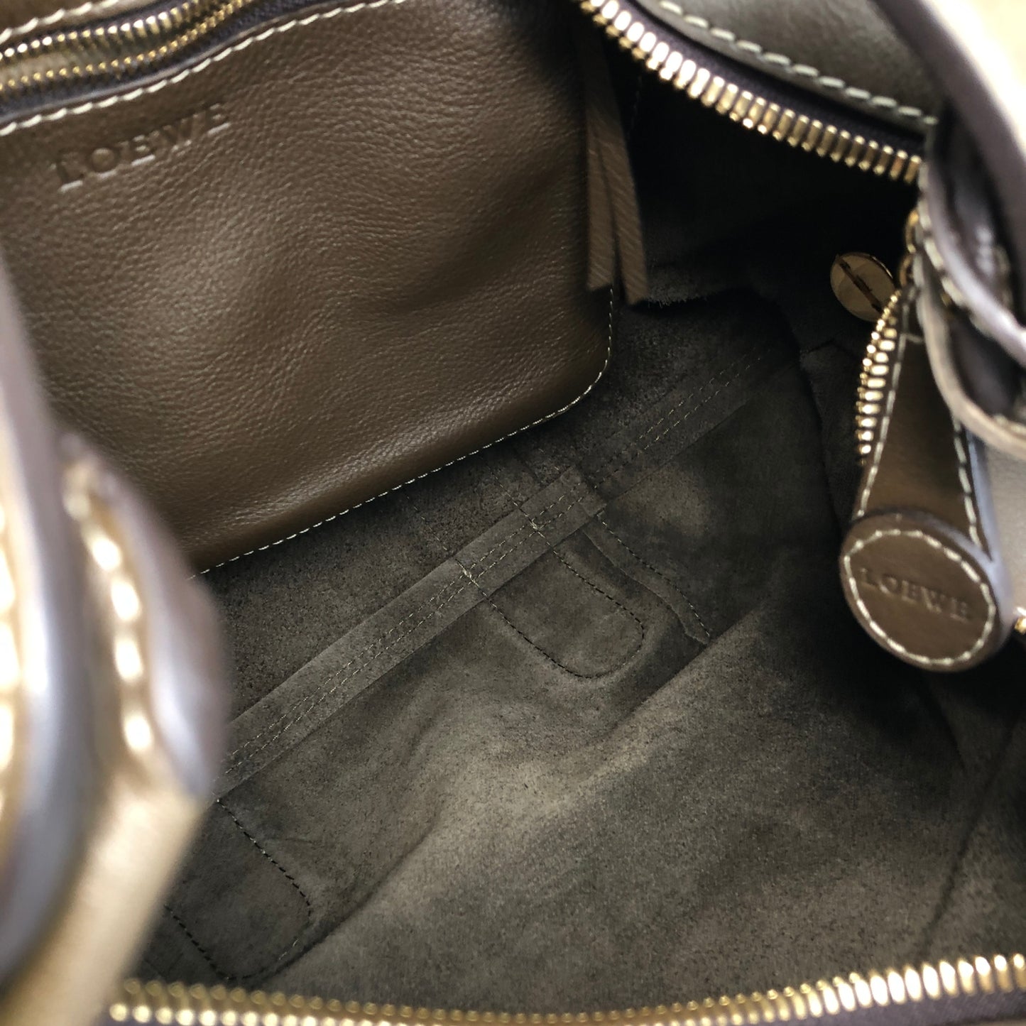 LOEWE Logo Embossed Shoulder bag Brown Vintage fsvn5t