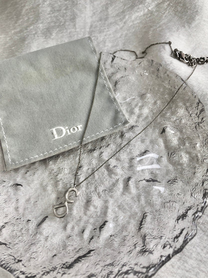 Christian Dior CD Logo Necklace Silver Vintage i6gu8f