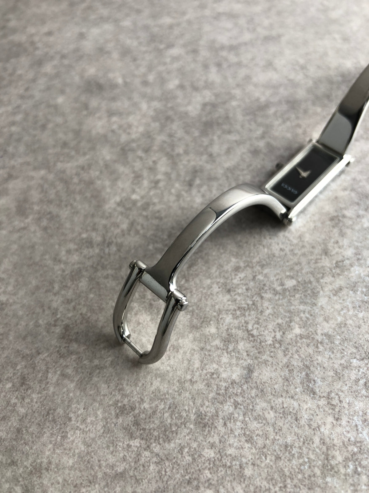 GUCCI Logo Bangle Quartz Watch Silver 1500L Vintage itiidp