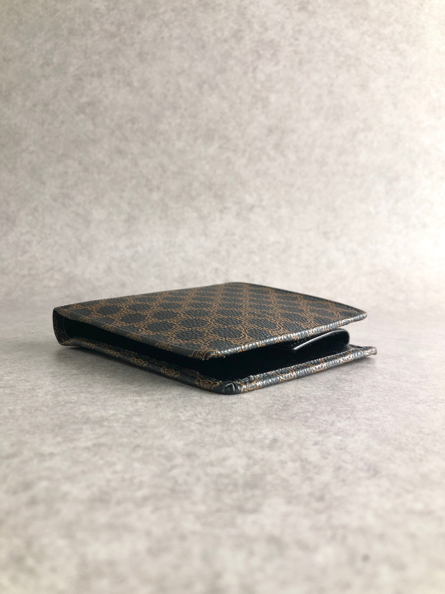 CELINE Macadam Folded Wallet Black Vintage 7fbb7k