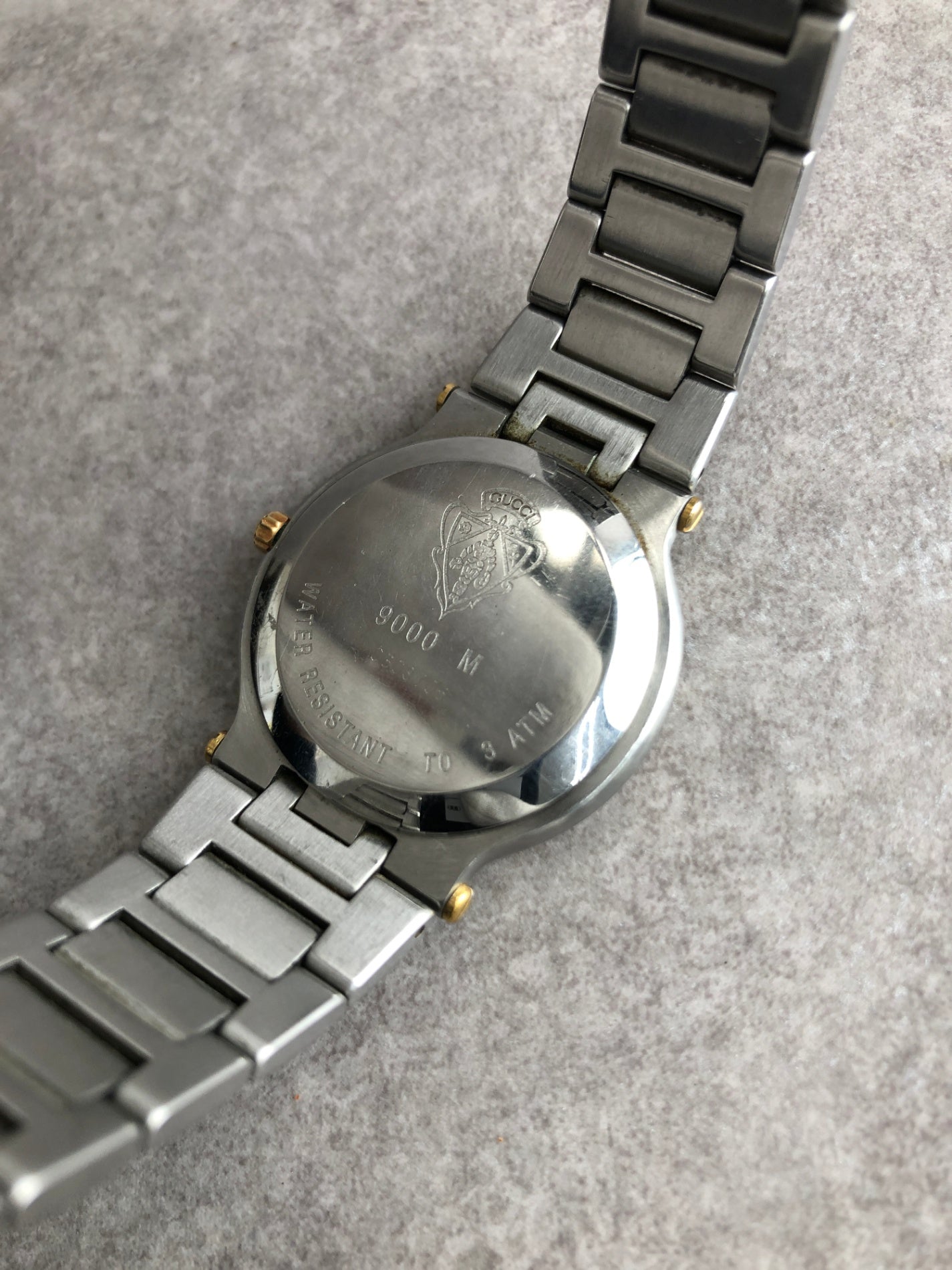 GUCCI Logo Quartz Watch Silver×Gold 9000M Vintage 3jsnej
