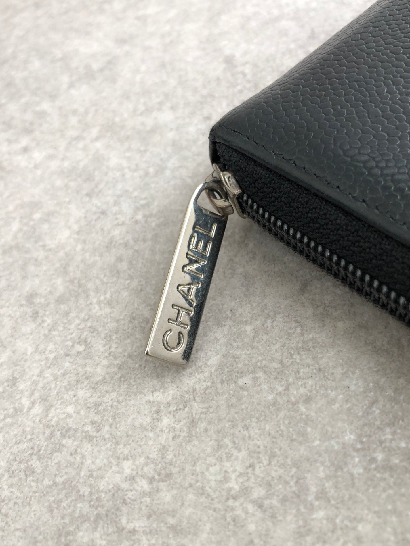 CHANEL Coco Mark Long Wallet Black Vintage cvjxwf