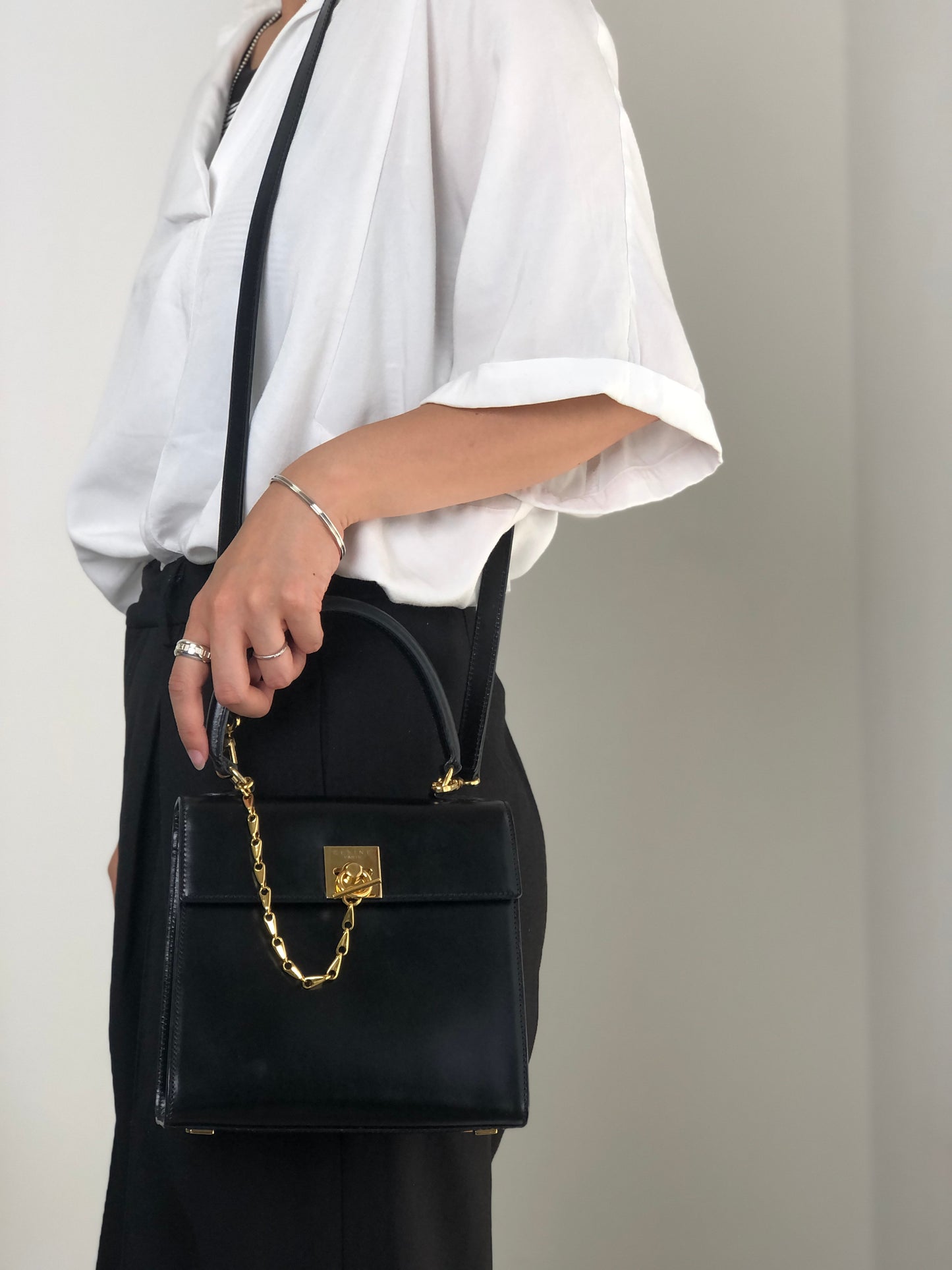 CELINE Gancini Chain Two-way Handbag Shoulder bag Black Vintage ydzyn7
